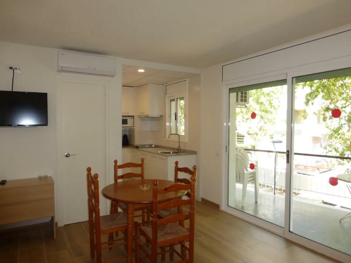 דירה סאלו Rentalmar Delfos Playa