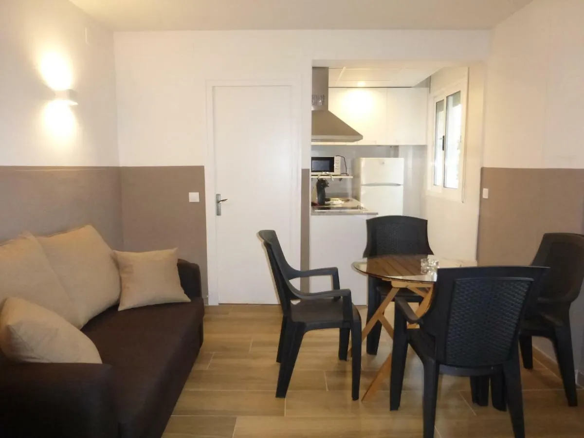 Rentalmar Delfos Playa サロウ スペイン